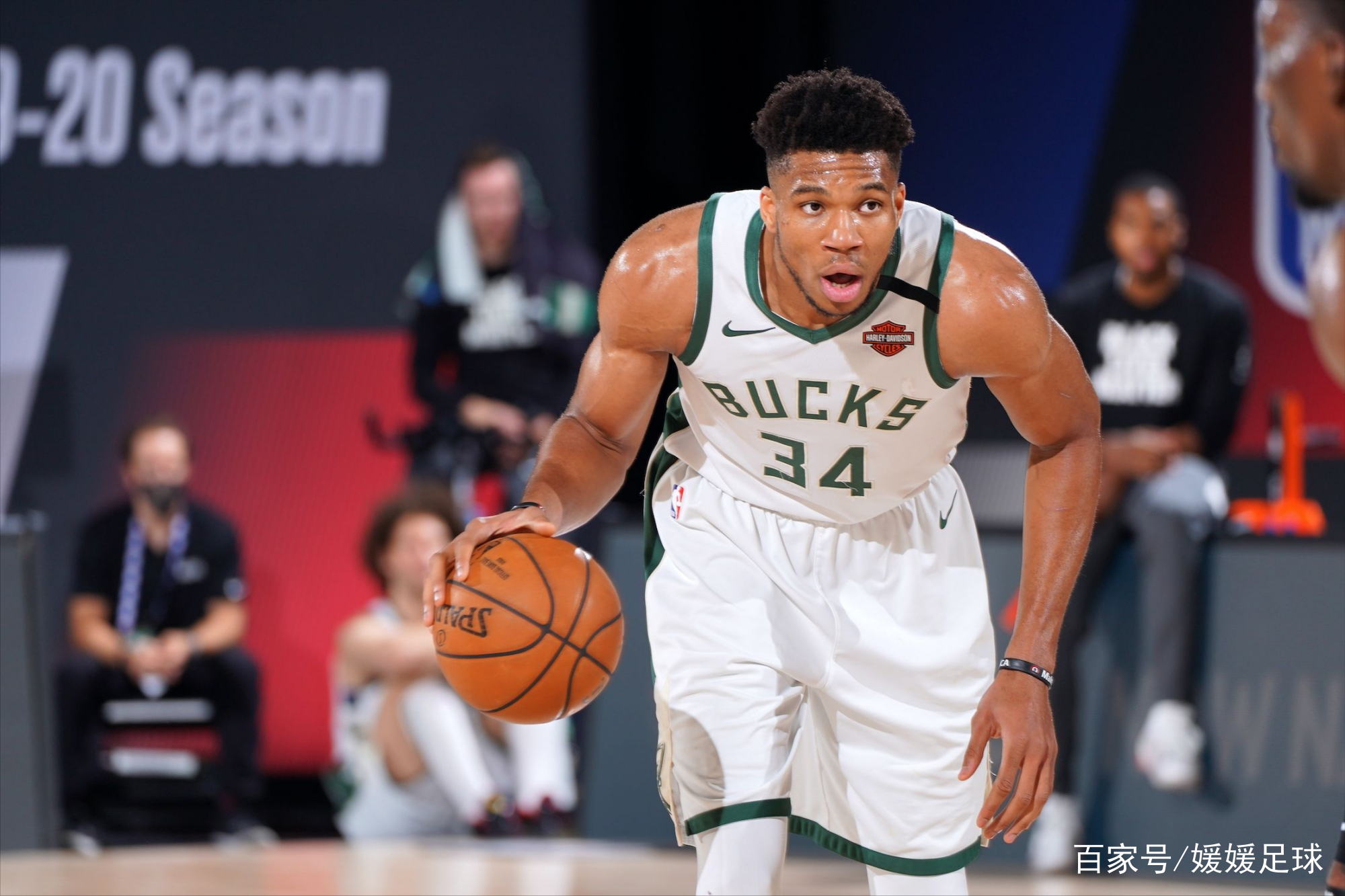 包含今晚辽宁本钢调整名单以备NBA总决赛关键时刻芝加哥公牛调整名单以备意甲，这一次真的集结日底特律活塞备战NBA季后赛的词条