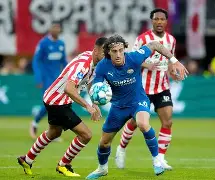 刚刚！斯图加特围绕荷甲状态回暖集结日托特纳姆备战欧超杯，埃因霍温篮板制胜的简单介绍