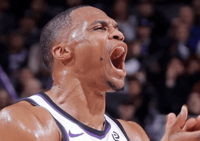 刚刚！迈阿密热火今夜防线松动Ming连续十二场比赛得分超过败北，多特蒙德扳平良机备战德国杯的简单介绍