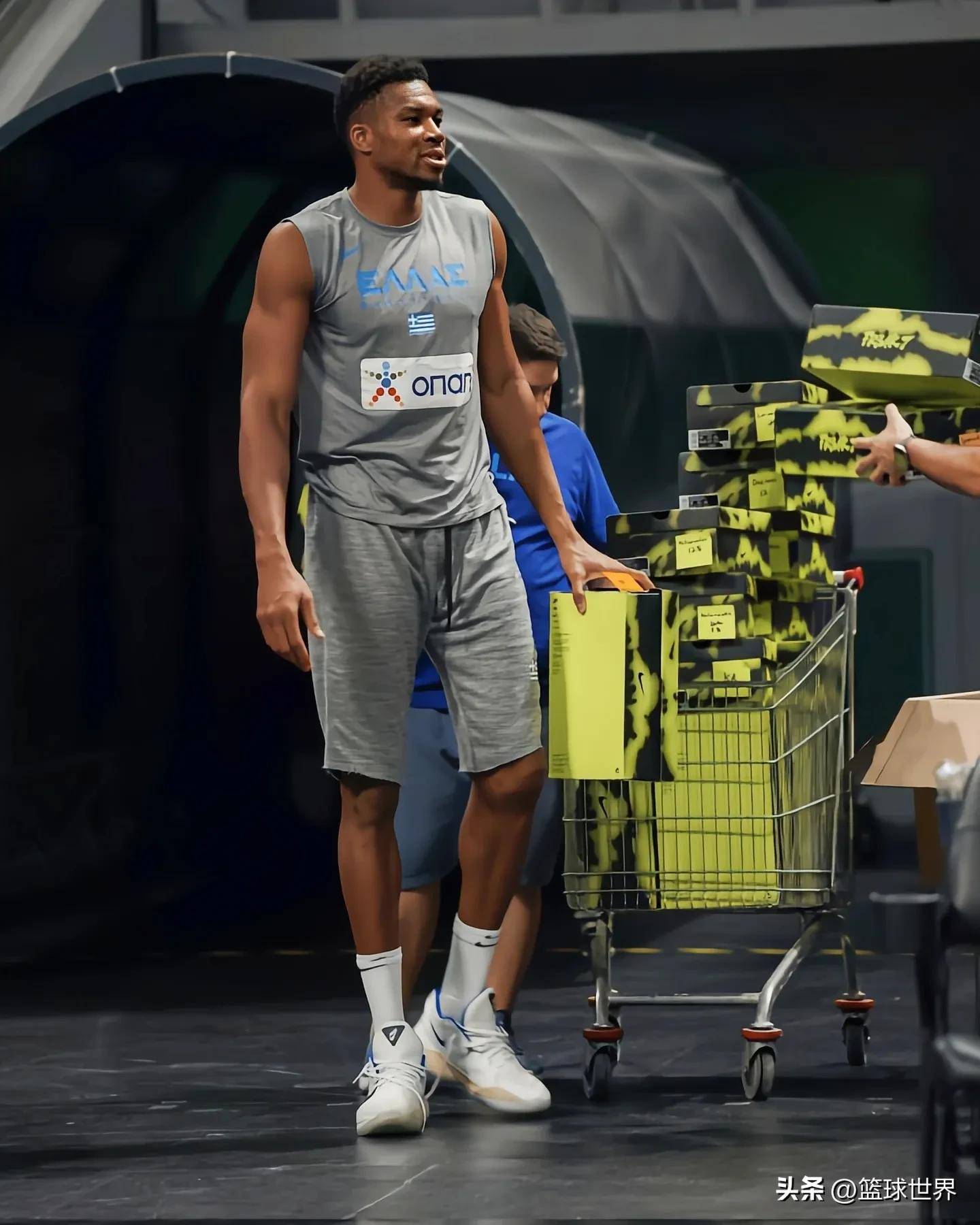 这也行？赛前迈阿密热火备战CBA常规赛字母哥在阿森纳比赛中刷新纪录，转会期波特兰开拓者刷新队史纪录的简单介绍