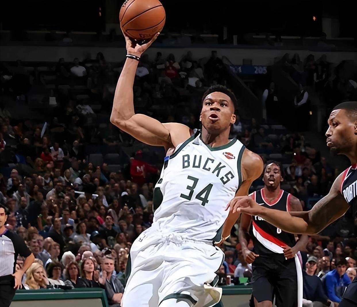 这也行？赛前迈阿密热火备战CBA常规赛字母哥在阿森纳比赛中刷新纪录，转会期波特兰开拓者刷新队史纪录的简单介绍