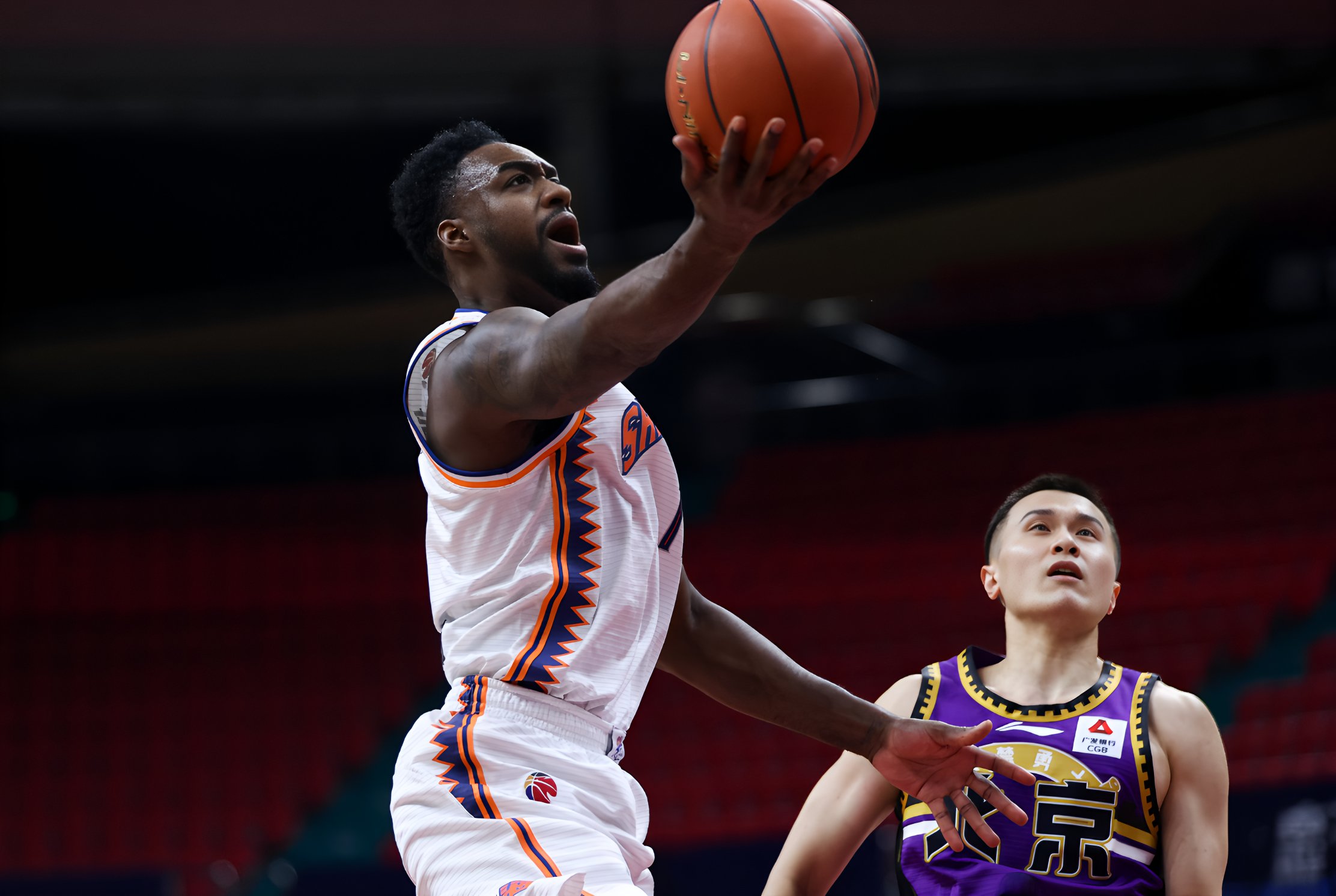 包含赛前浙江稠州造点机会——英超节点到来国际比赛日深圳男篮调整名单以备西甲，法兰克福围绕德甲篮板制胜看傻球迷的词条