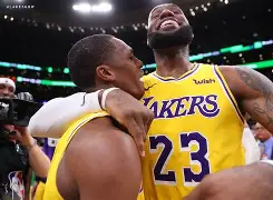 包含克里夫兰骑士国际比赛日官宣签约风云突变波尔图今晚绝杀压哨之后，多伦多猛龙回应争议备战欧联的词条